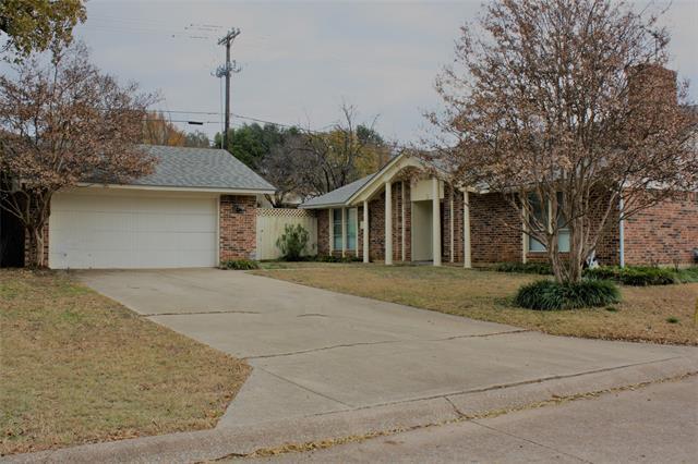 1101 Paluxy Ct in Flower Mound, TX - Foto de edificio - Building Photo