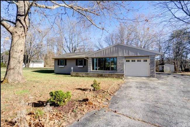 4532 E Stephens Dr in Bloomington, IN - Building Photo - Building Photo