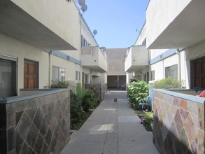 173 Apartments in Lawndale, CA - Building Photo - Building Photo