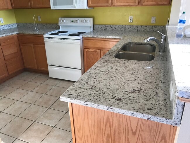 property at 4625 Burbank Dr