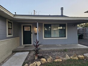 6446 Brookside Dr in Houston, TX - Building Photo - Building Photo