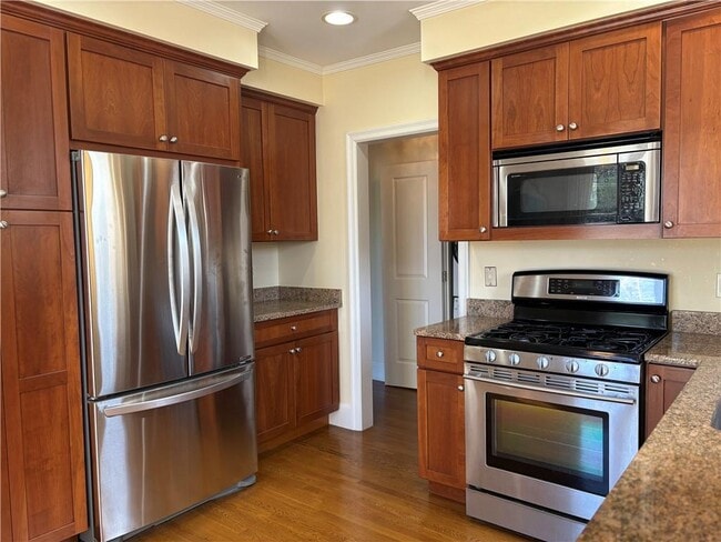 1180 Narragansett Blvd in Cranston, RI - Building Photo - Building Photo