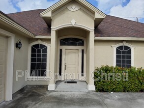 4009 Cimarron Lake Dr in Corpus Christi, TX - Building Photo - Building Photo