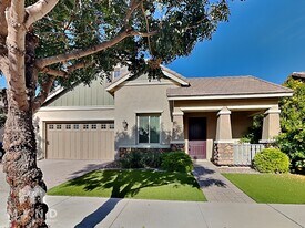 4186 E Ronald St in Gilbert, AZ - Building Photo