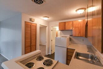 1766 Patterson St in Eugene, OR - Building Photo - Building Photo