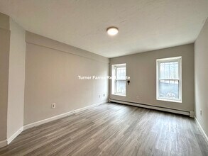 80 Hammond St, Unit 1 in Boston, MA - Building Photo - Building Photo