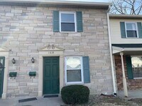 1635 S Dorchester Dr