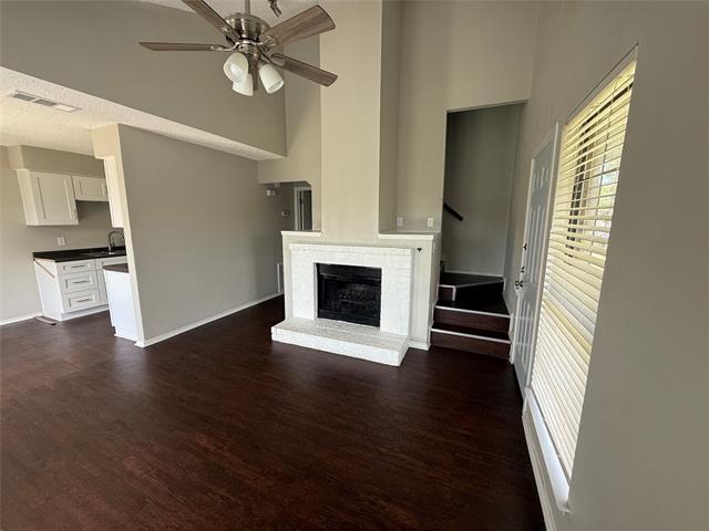 119 Peachtree Ct in Kennedale, TX - Foto de edificio
