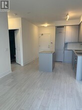 30 Elm Dr W in Mississauga, ON - Building Photo - Building Photo