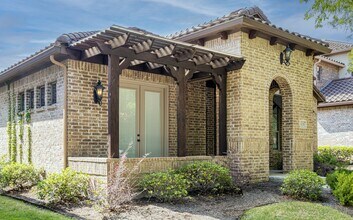 6828 San Fernando in Irving, TX - Building Photo - Building Photo