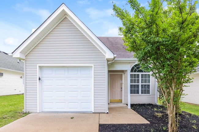 property at 1464 Rochester Dr