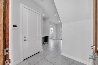 1906 Pueblo Nuevo Path in Houston, TX - Building Photo - Building Photo