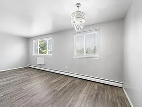 1412 72nd Ave in Philadelphia, PA - Building Photo - Building Photo