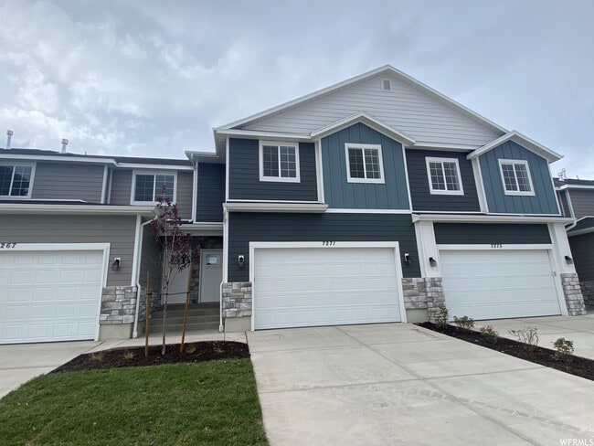 property at 7271 N Silver Spring Way