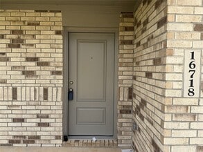 16718 Spotted Oak Dr in Hockley, TX - Building Photo - Building Photo