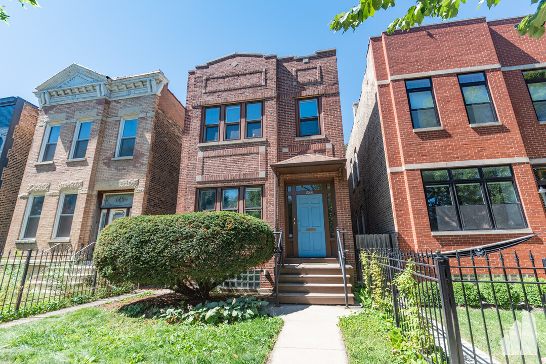 1344 N Oakley Blvd in Chicago, IL - Building Photo