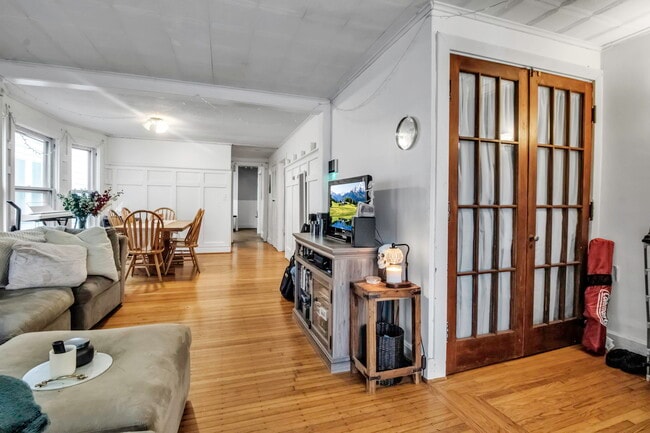 492 Woodward Ave, Unit 1