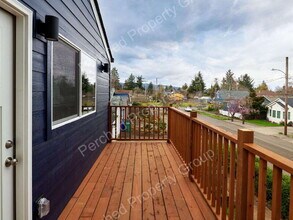 7134 N Amherst St in Portland, OR - Building Photo - Building Photo