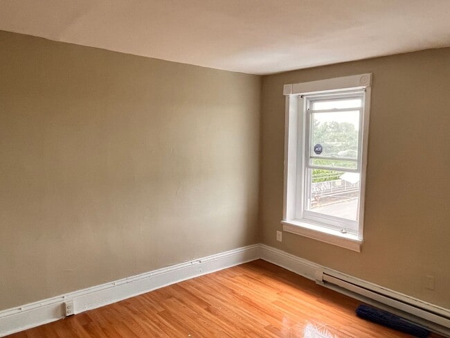 703 E State St in Trenton, NJ - Building Photo - Building Photo