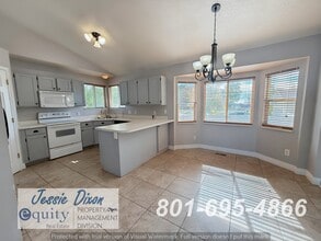 891 W 60 N in Layton, UT - Building Photo - Building Photo