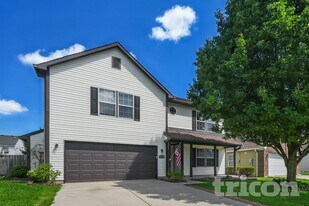 1963 Central Park Blvd W in Greenwood, IN - Building Photo