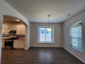 411 Alaska Cedar Dr in Crosby, TX - Building Photo - Building Photo