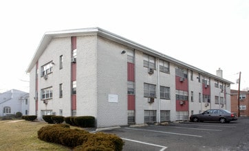 Whitehall Manor in Rahway, NJ - Building Photo - Building Photo