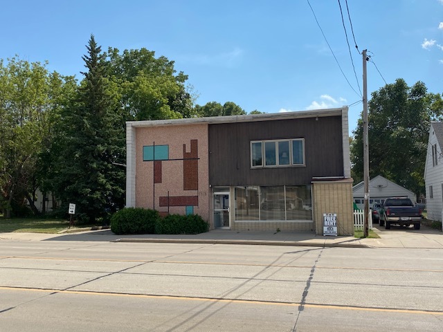 1515 W Wisconsin Ave in Appleton, WI - Building Photo - Primary Photo