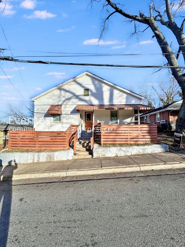 property at 613 N Jackson Ave