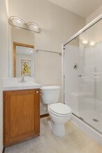 1619 SW Barton St in Seattle, WA - Building Photo - Building Photo