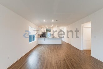 206 Silver Glen Dr in Kyle, TX - Building Photo - Building Photo