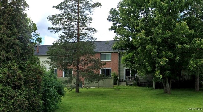 property at 737 Robin Rd