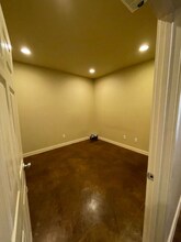 10107 Signal Hill Rd in Austin, TX - Building Photo - Building Photo