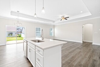 6531 Knob Creek Dr in Whitsett, NC - Building Photo - Building Photo