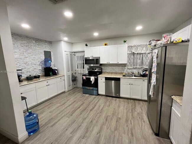 property at 220 N 66th Ave