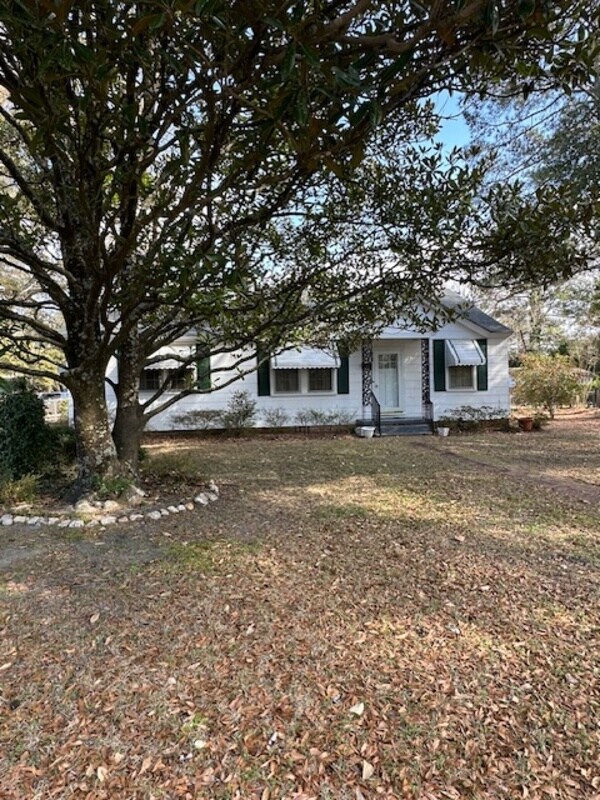 402 S Bonham Rd in Columbia, SC - Building Photo - Building Photo
