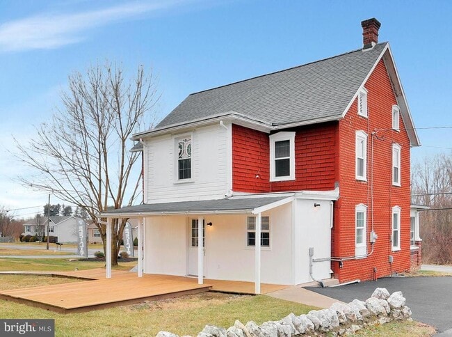 8964 Anthony Hwy in Waynesboro, PA - Building Photo - Building Photo