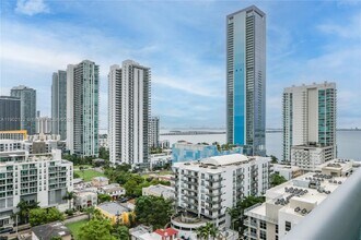 333 NE 24th St in Miami, FL - Building Photo - Building Photo