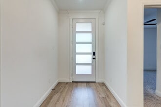 7001 17th St in Lubbock, TX - Foto de edificio - Building Photo