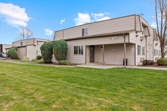 Studios On Rose in Walla Walla, WA - Building Photo - Building Photo