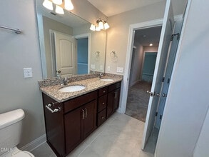 59 Cliffview Dr in Garner, NC - Foto de edificio - Building Photo