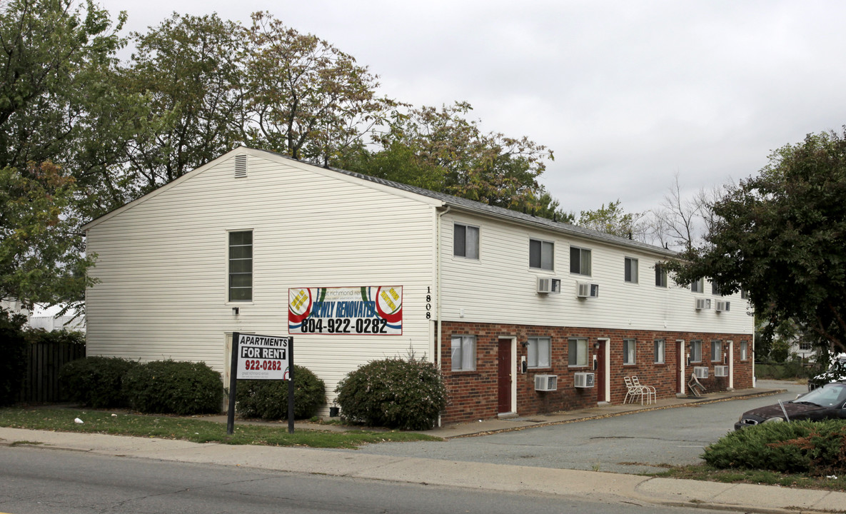 1808 Williamsburg Rd in Richmond, VA - Foto de edificio