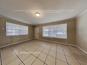 2824 Arcadia Dr in Miramar, FL - Building Photo - Building Photo