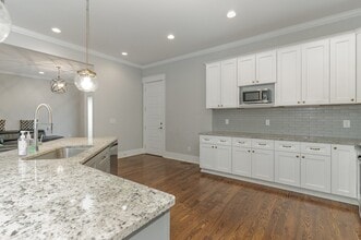 1000B Woodmont Blvd in Nashville, TN - Building Photo - Building Photo