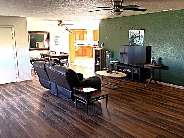 11987 N Wimer Rd, Unit B