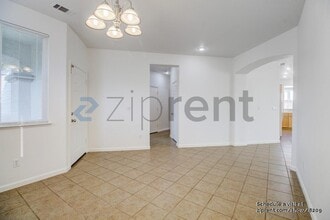 808 Ann Marie Dr in Manteca, CA - Building Photo - Building Photo