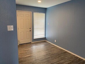 411 Thelma Dr in Austin, TX - Building Photo - Building Photo