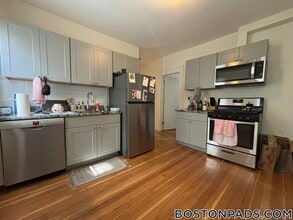 44 Fairbanks St in Boston, MA - Foto de edificio - Building Photo
