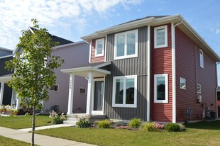 5908 Minong Ln in Fitchburg, WI - Building Photo