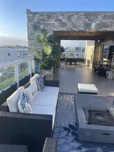 10331 NW 64th Ln in Doral, FL - Building Photo - Building Photo